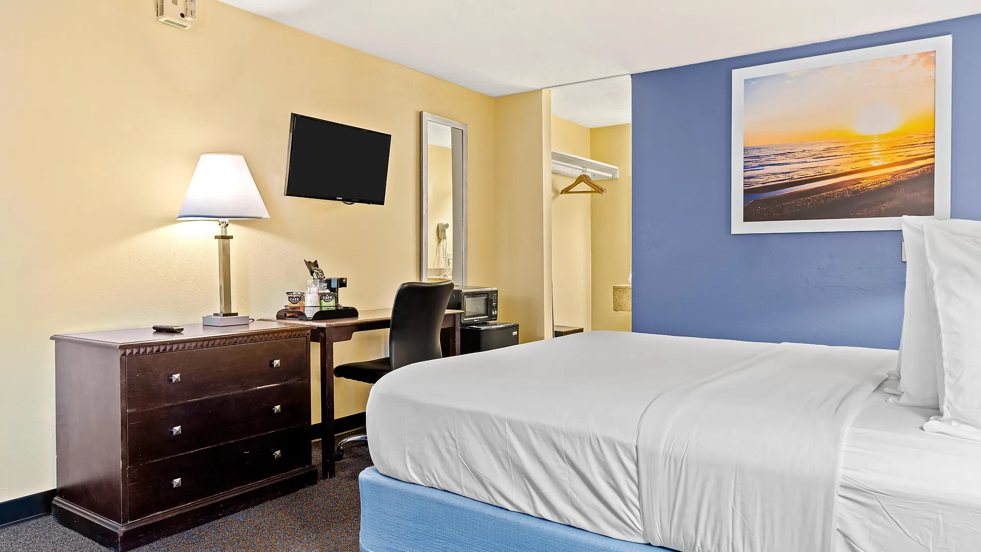 ** Hotel Developer Inn Downtown Orlando, A Baymont By Wyndham United States